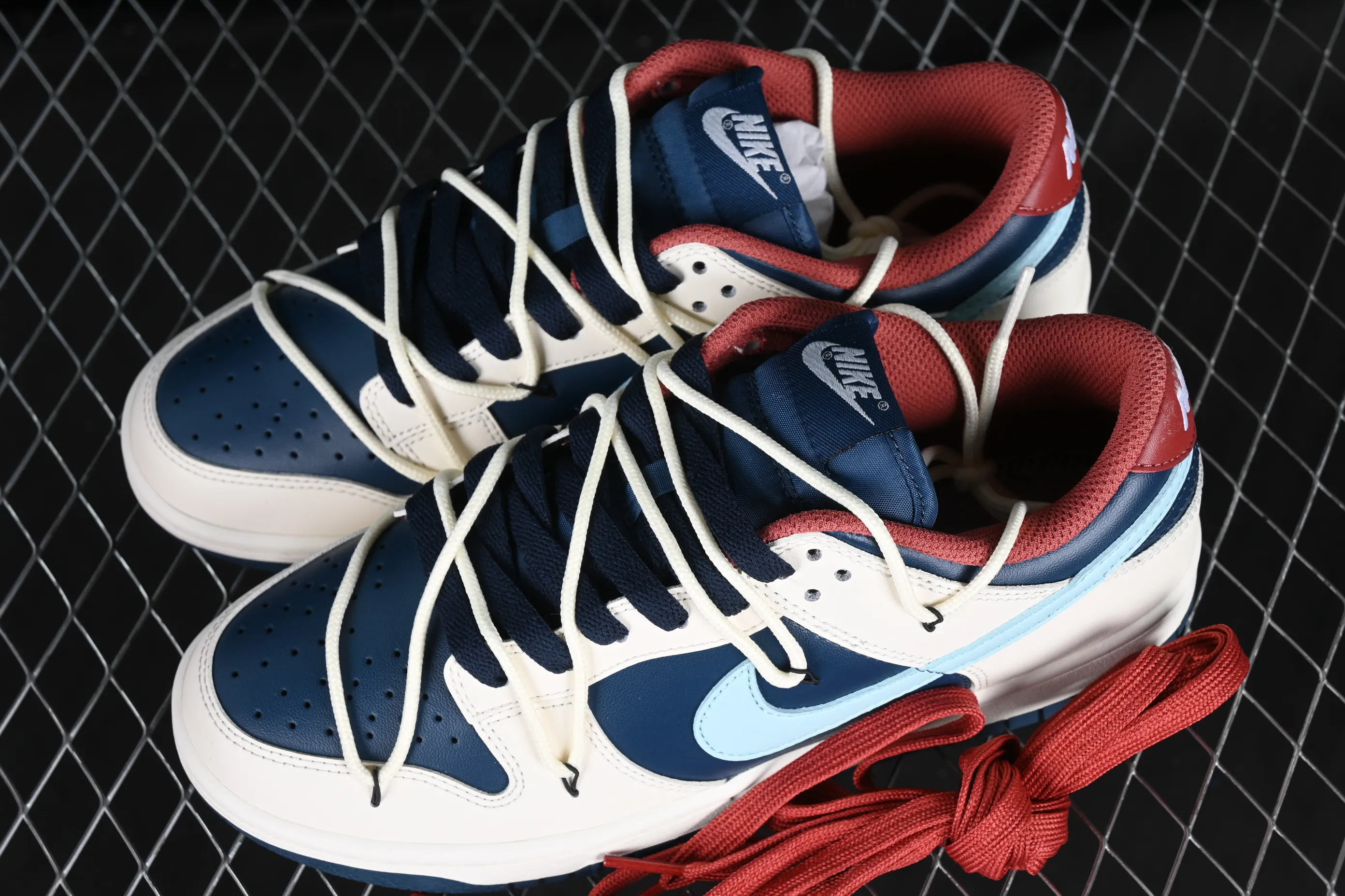 All categories Nk SB Dunk series Nk SB Dunk Low low-top sneakers J version Nk Dunk Low Retro customized version deconstructed strap low-top casual sneakers DD1503-602